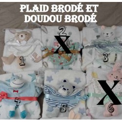 Plaid brodé + le doudou...